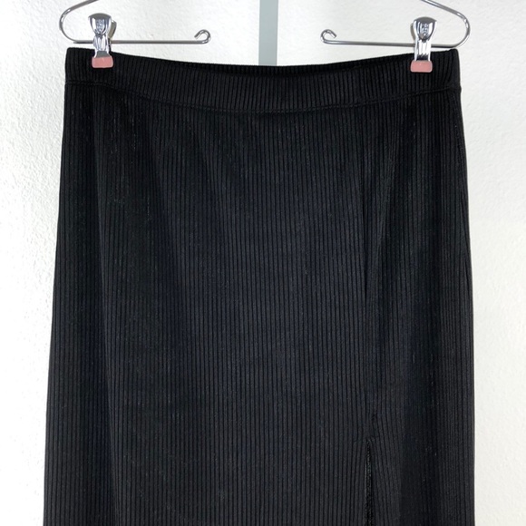 Free People - Picture 8 of 13